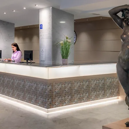 4r Park I Hotell 4*